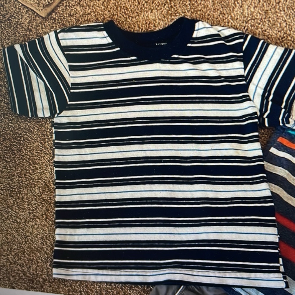 Garanimals navy blue and white striped short sleeve T-shirt 3T